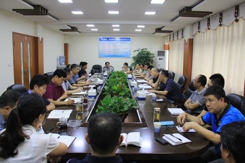 張文彪、郭世一一行蒞臨工程局檢查指導工作并講授專題教育黨課 