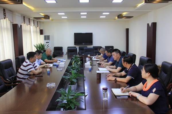 都江堰建行譚海濤一行到公司調(diào)研