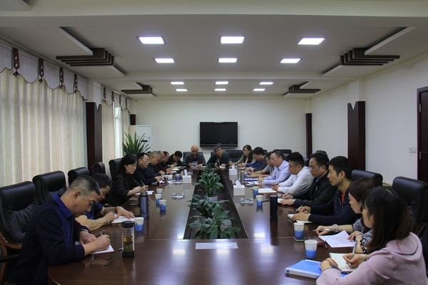 公司傳達(dá)學(xué)習(xí)集團(tuán)公司鐘杰董事長(zhǎng)在省水發(fā)集團(tuán)“啟航班”結(jié)業(yè)典禮上的講話精神 