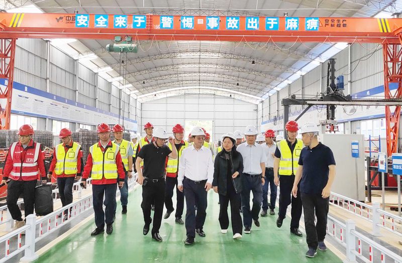 鐘杰赴建設公司亭子口灌區(qū)一期工程EPC總承包Ⅰ標項目進行調研